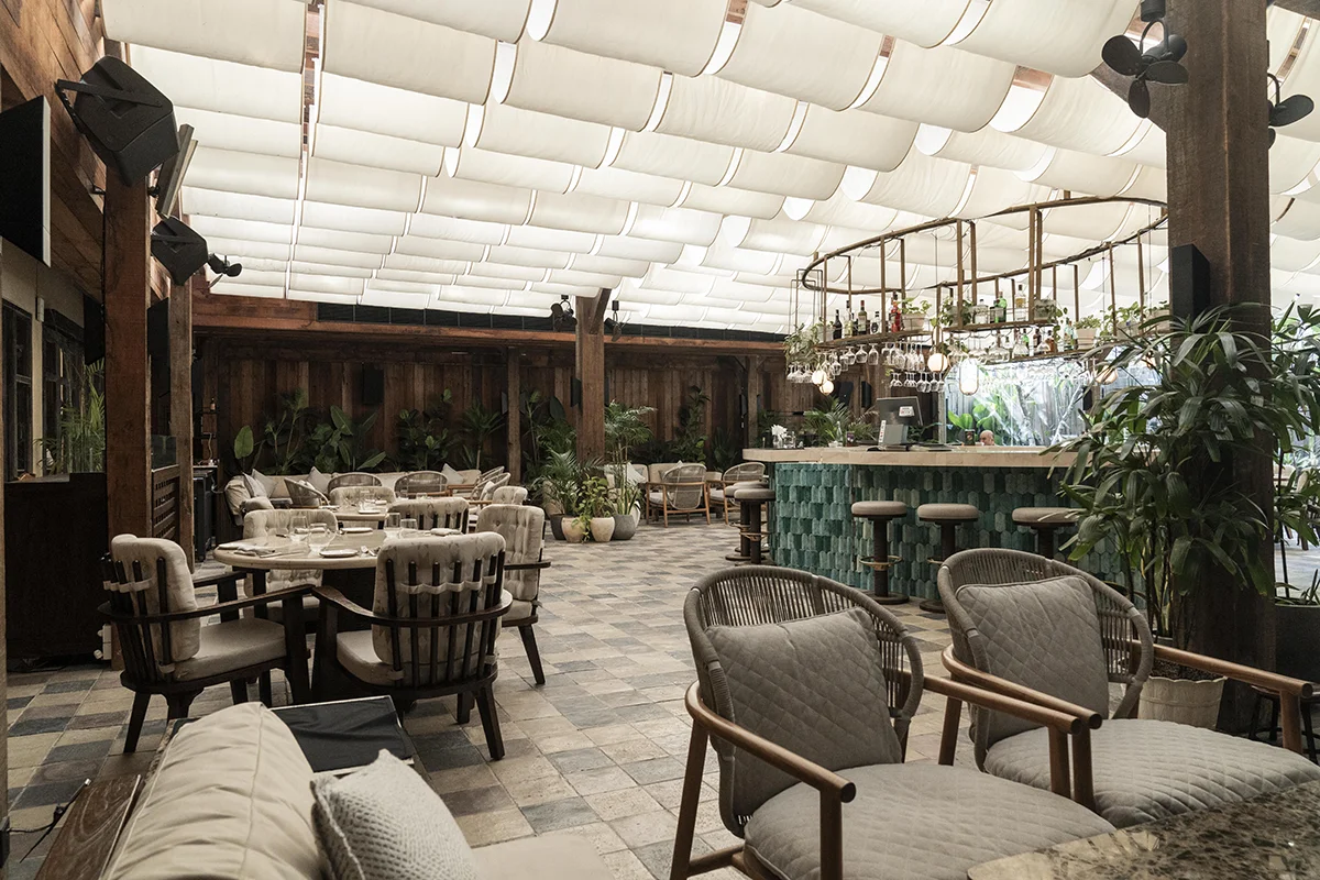 Amici Bali - table setup
